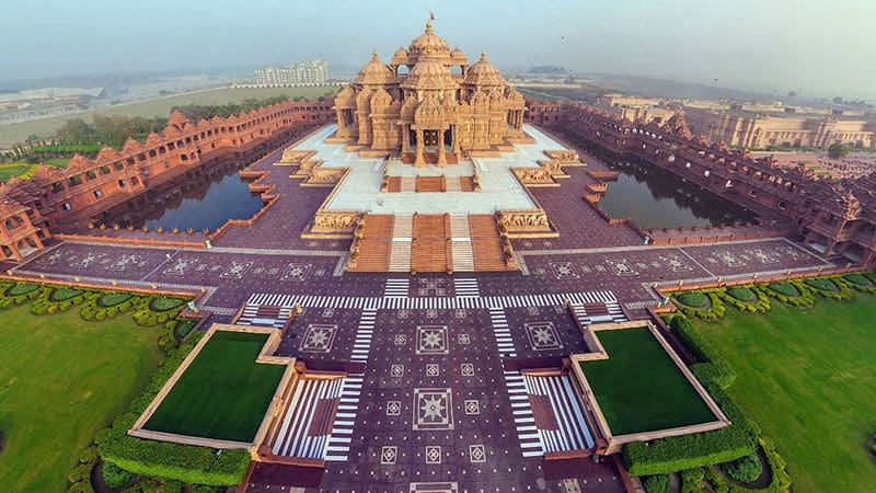 Akshardham Temple: A Journey Through Spiritual Grandeur