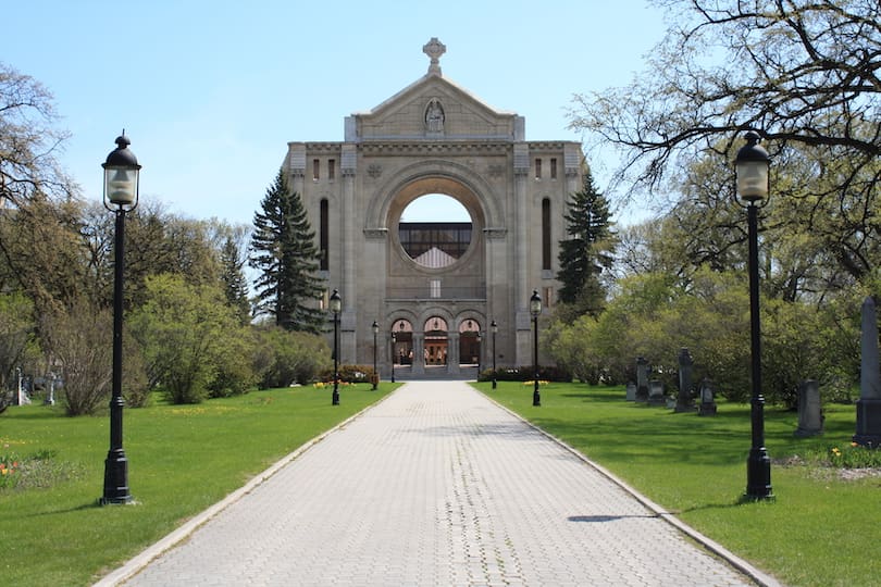 Saint_Boniface_Cathedral-4