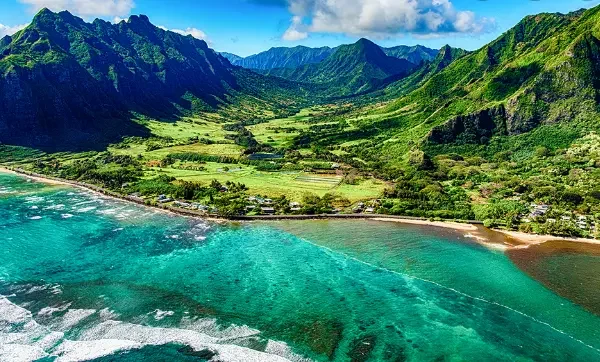 Best Places To Discover In A Hawaiian Motorcycle Road Trip