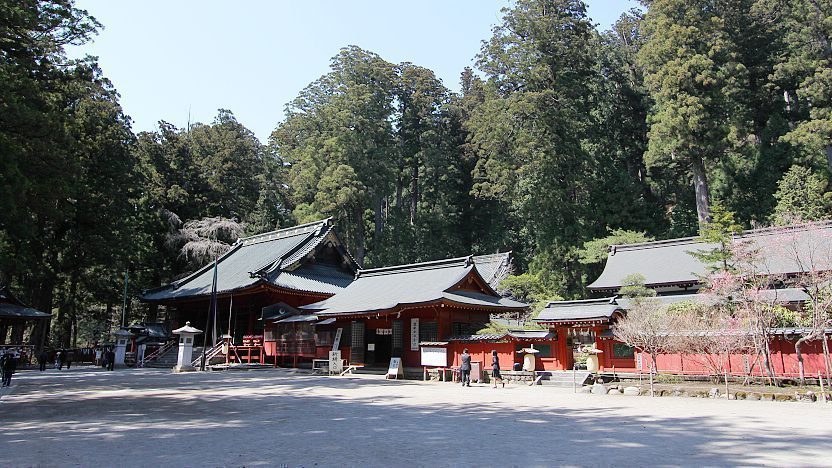 Futarasan Shrine - Nikko Travel