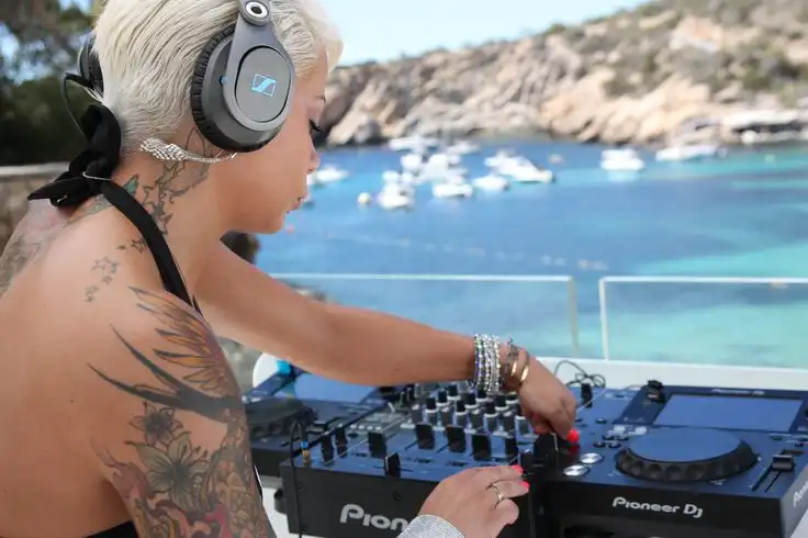 Top 10 Reasons To Visit Ibiza Solo