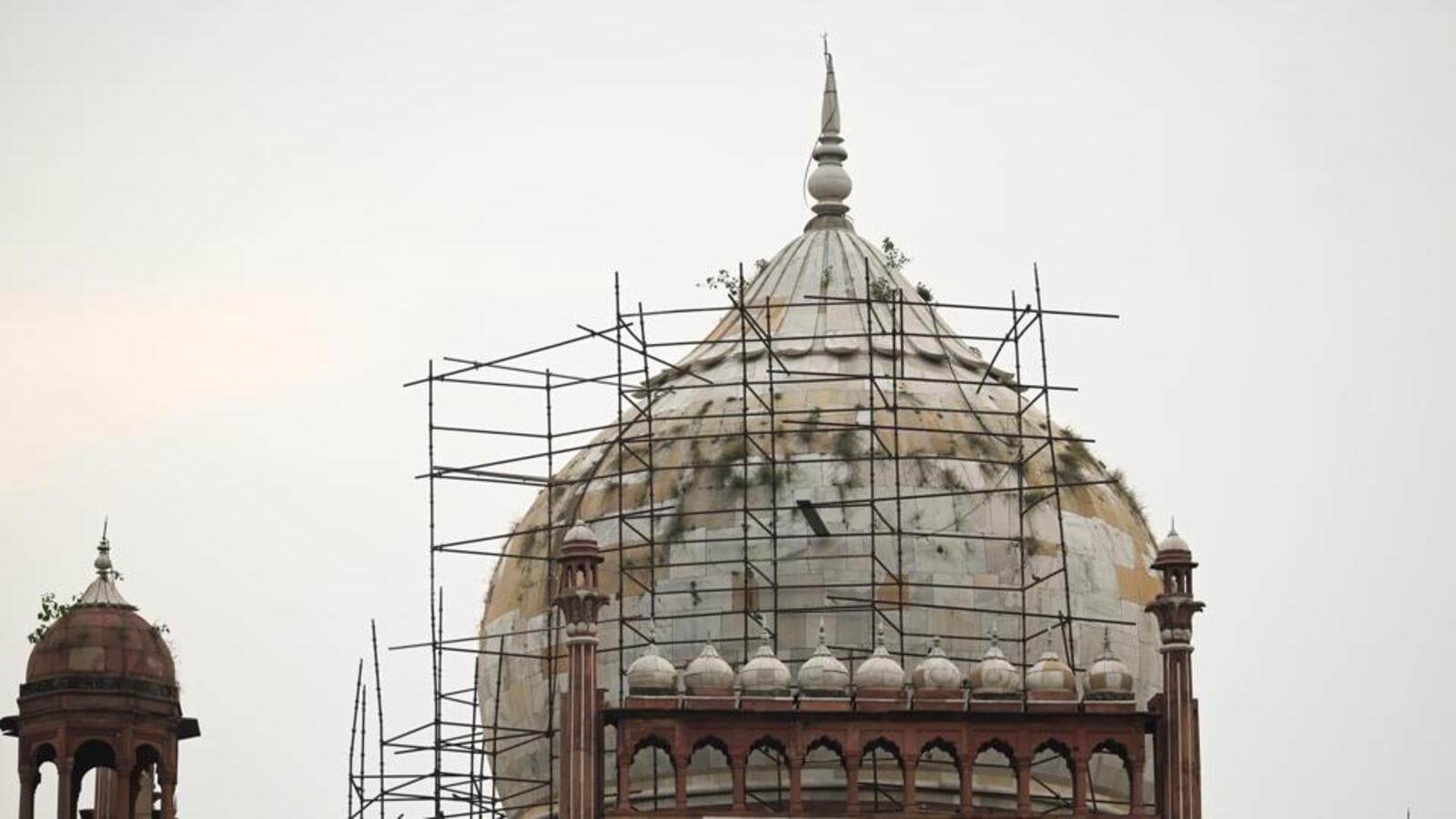 Asi To Restore Safdarjung Tomb Dome In Delhi By July-End | Latest News Delhi - Hindustan Times