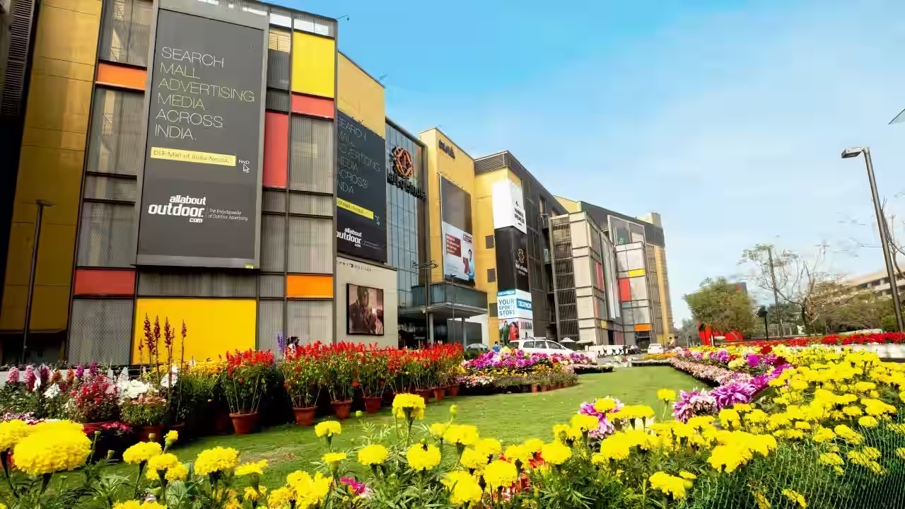 Top 7 Places To Visit In Noida