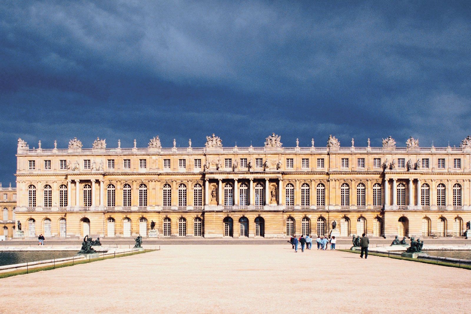 Palace Of Versailles | History &Amp; Facts | Britannica