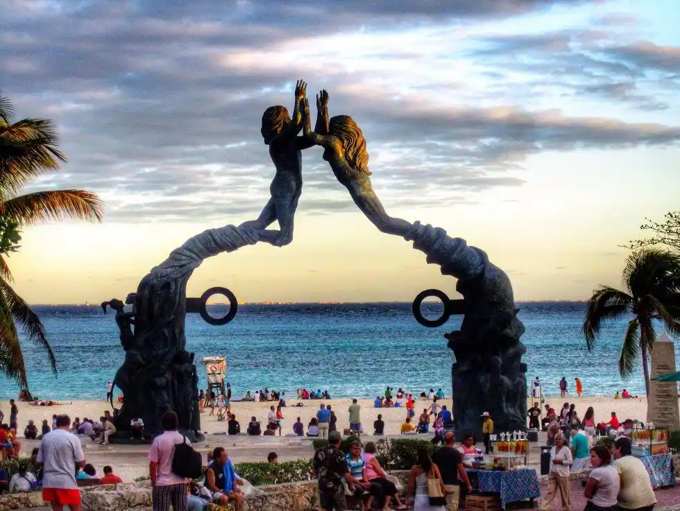 Planning A Trip To Playa Del Carmen: Here’s Seaweed Beach Guide