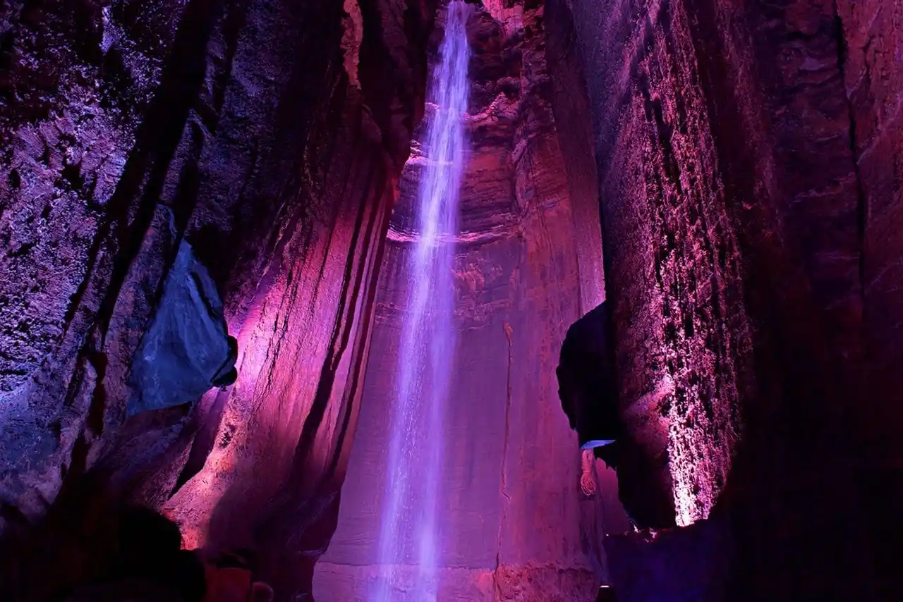 Ruby Falls Underground Waterfall Waterfall+Cavern