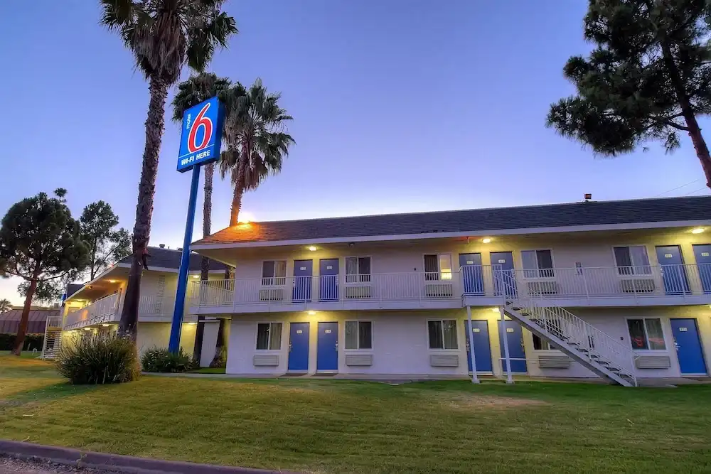 Exploring Pet-Friendly Motels In San Diego: Your Guide To A Tail-Wagging Stay