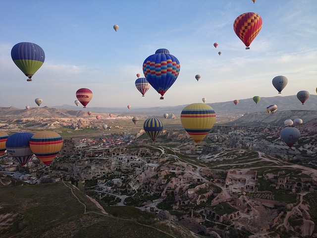 5 Unforgettable Overseas Adventure Travel For Couples