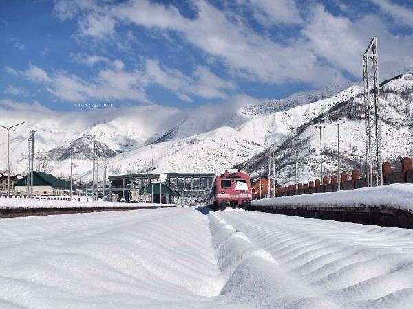 Breathtaking Images Of Snow-Capped Kashmir Valley