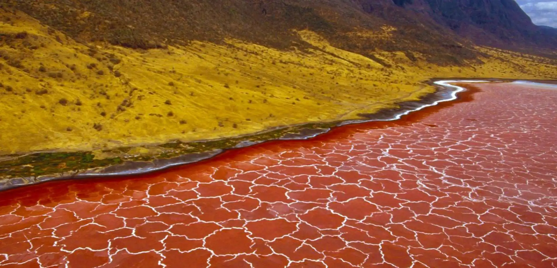 Tanzania's Lake Natron - Unusual Places To Visit On Earth