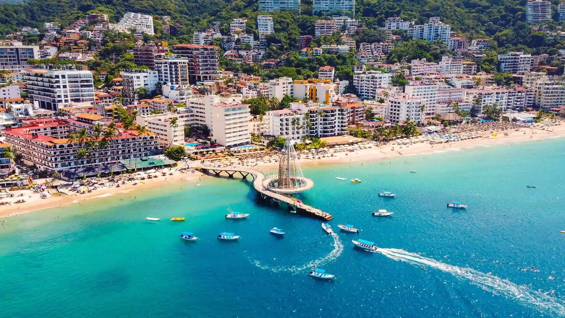 Puerto Vallarta Sets All-Time Record For Most Visitors – Why Are Tourists Loving It?