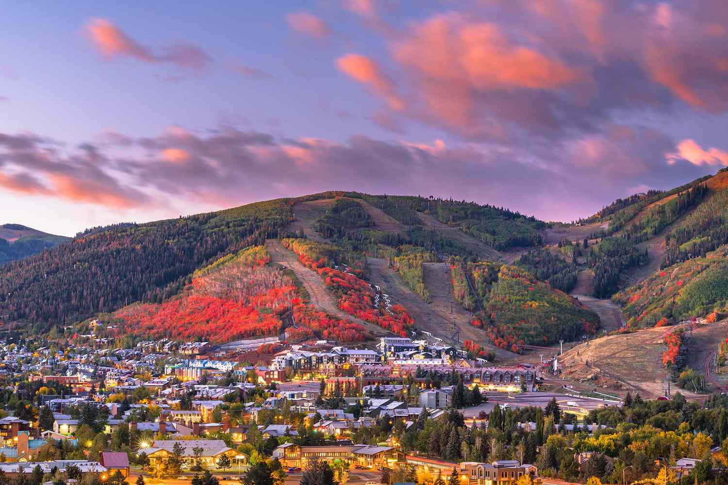 11 Best Small Towns In Utah — With National Park Access, Natural Hot  Springs, And Epic Skiing