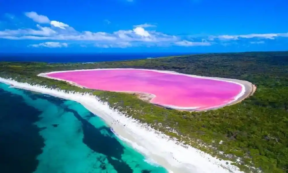 Lake Hillier, Western Australia