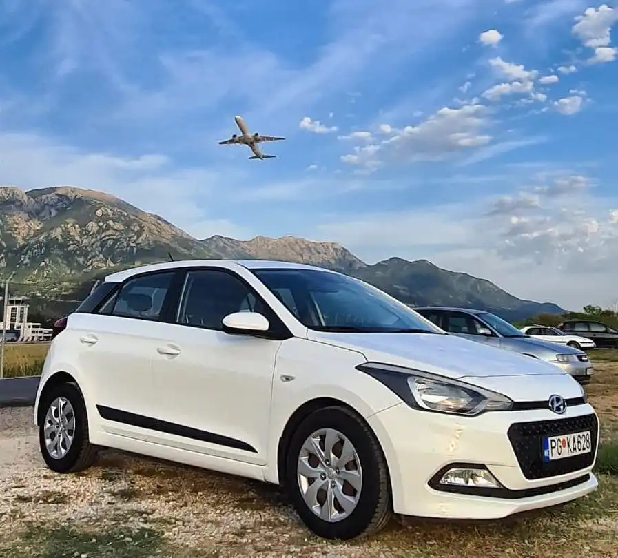 How To Rent A Car In Montenegro?