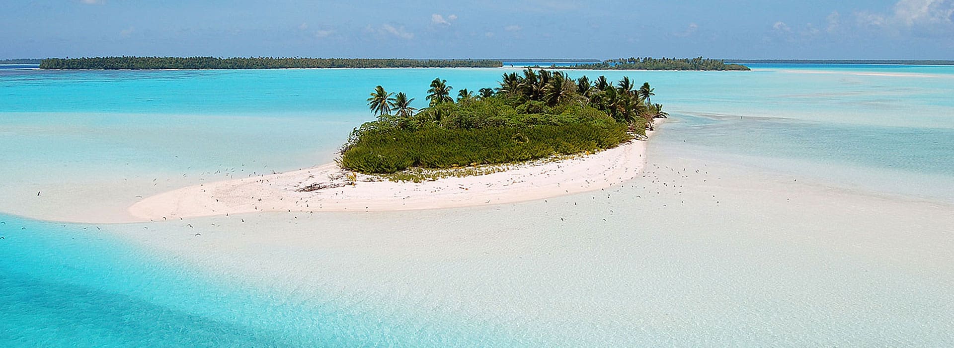 Explore Society Island: Tetiarao - Marlon Brando's Island